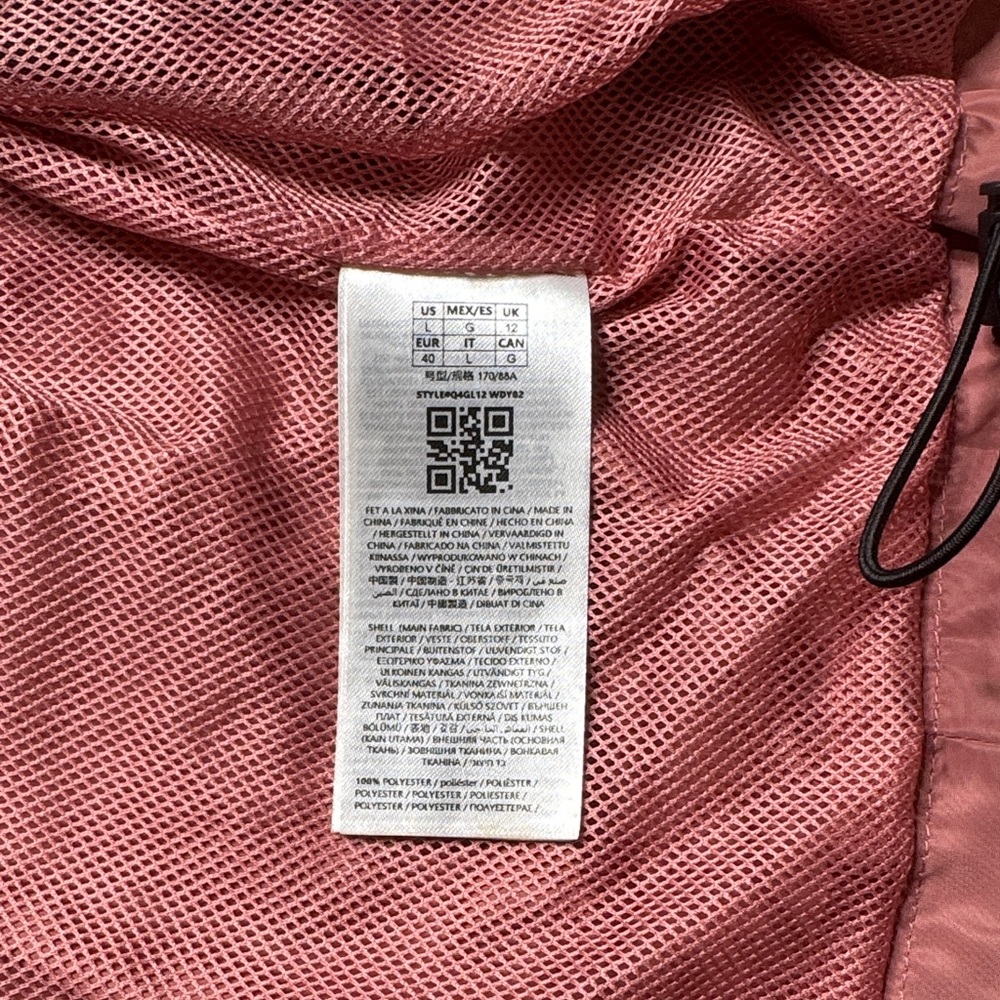 2 for $20// GUESS Pink and Black Hooded Windbreaker - Picture 4 of 4
